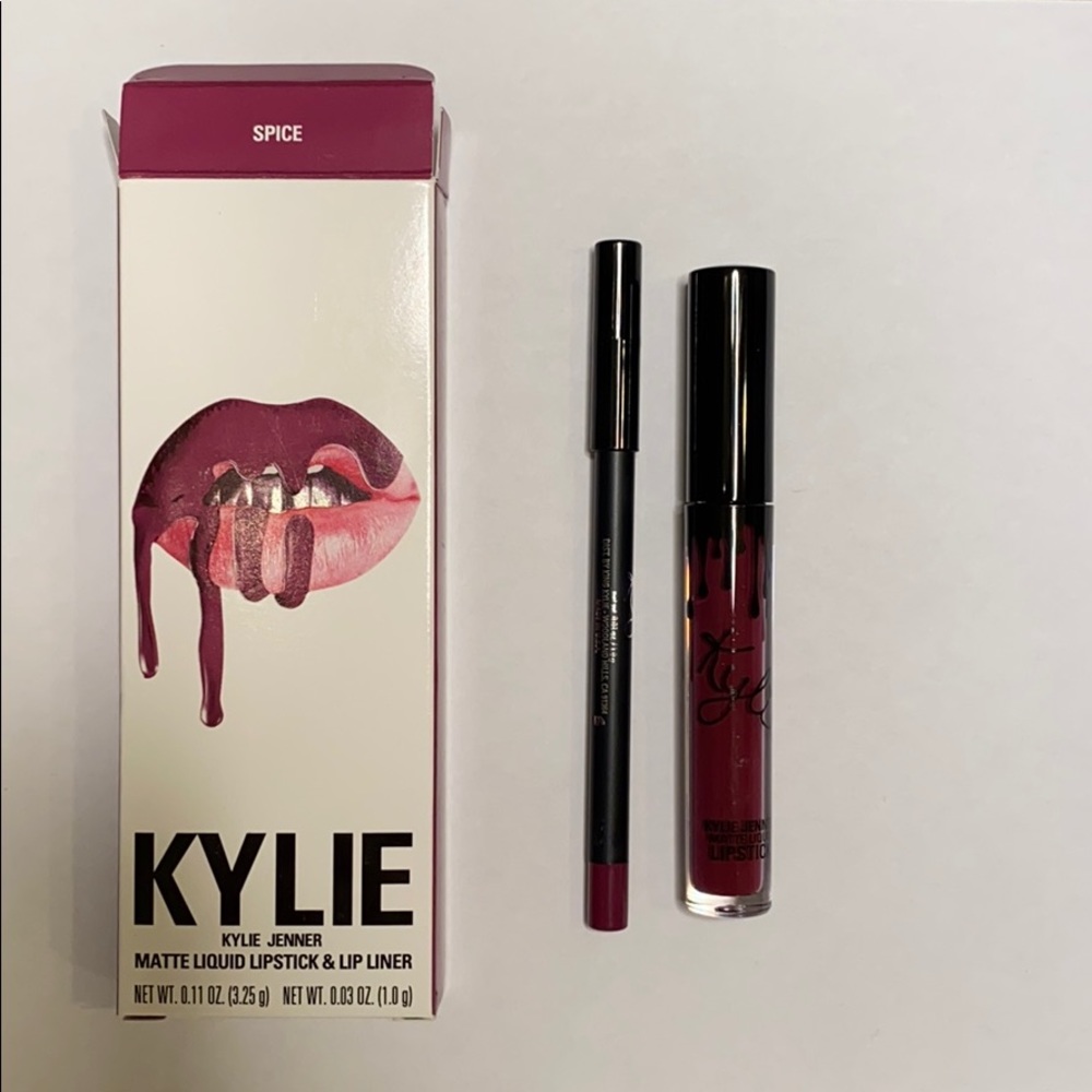 Kylie Cosmetics lip kit - Picture 4 of 5